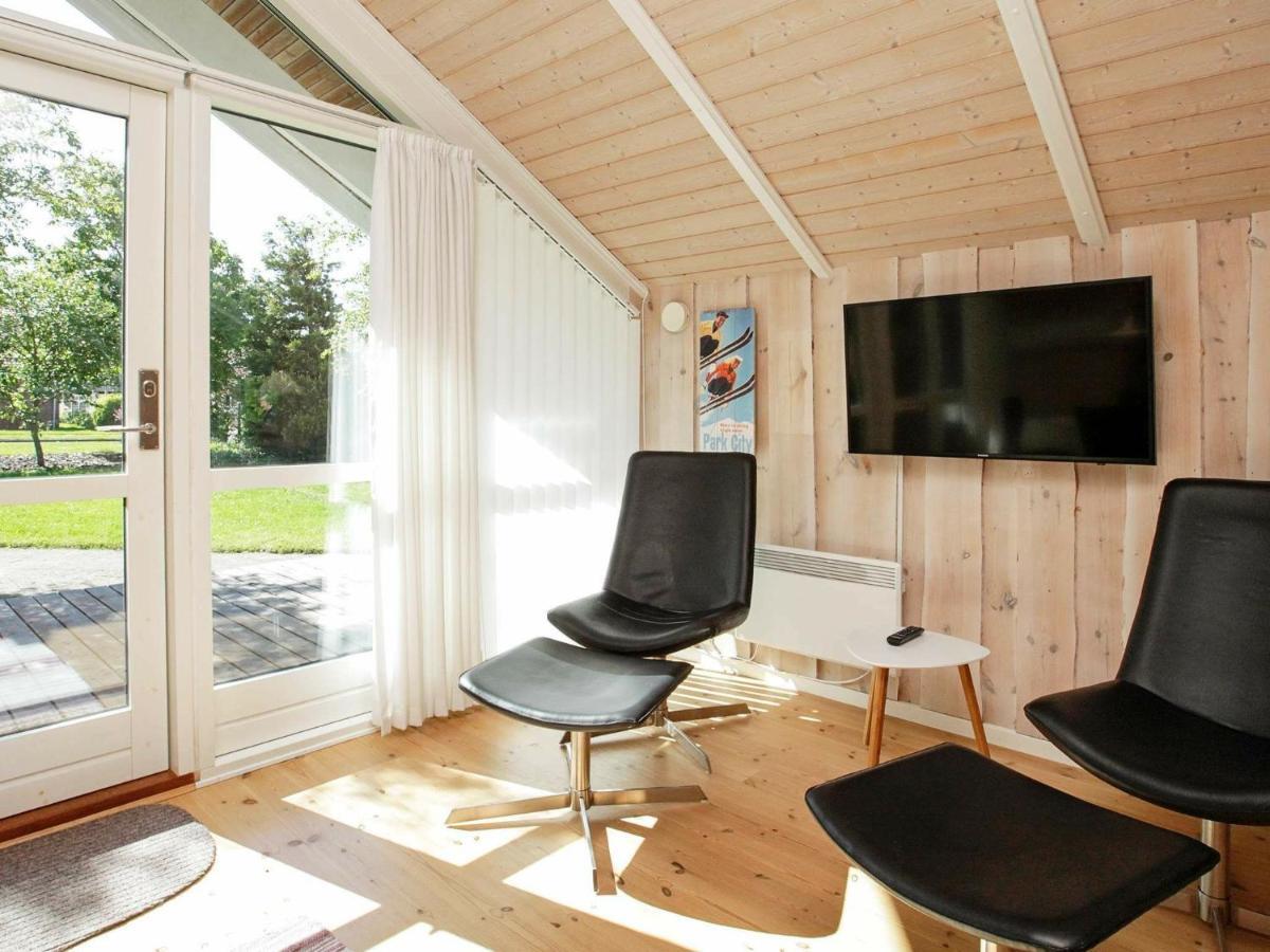 5 Person Holiday Home In Esbjerg V Exterior foto